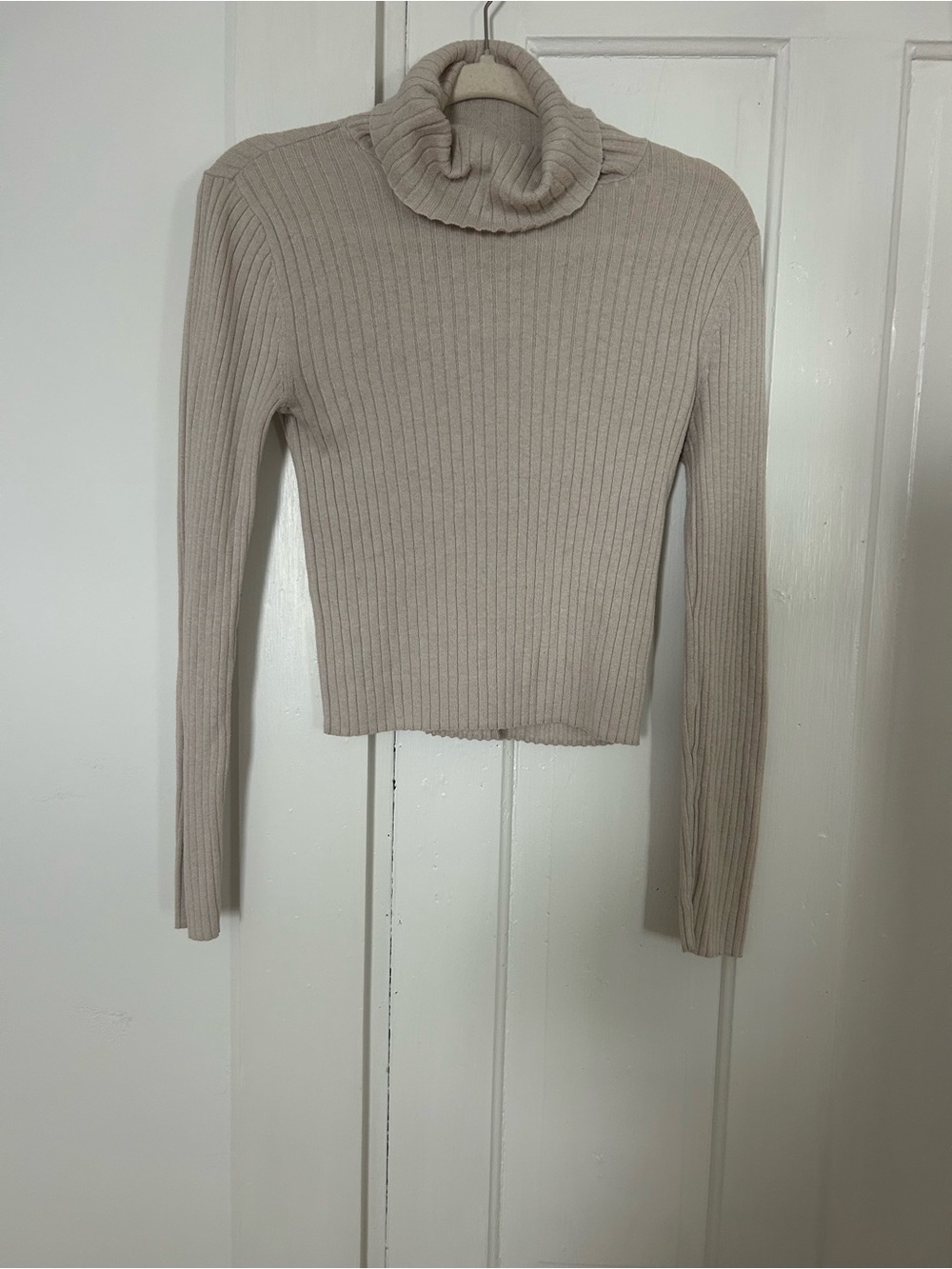 American Eagle Outfitters Ribbed Turtleneck Sweater - Cream/Tan
